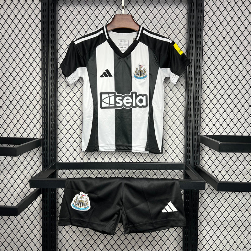 NEWCASTLE I 24/25 CONJUNTO INFANTIL